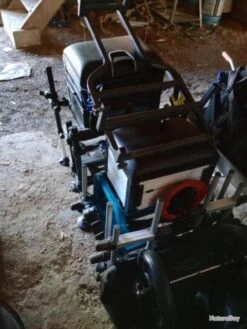 Deux Station De Pêche, Complet Avec Tout Les équipements,marque Preston Et Rive Le Tout Me 2000