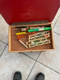 Lot Accessoires De Pêche Environ 12 Kilos -Pêche Soldes Magasin 00003 Lot accessoires de peche environ 12 kilos