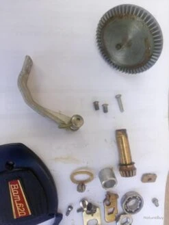 LOT IMPORTANT DE PIECES POUR MOULINET BAM 620 . ( PIECES NEUVES ) 12 LOT IMPORTANT DE PIECES POUR MOULINET BAM 620 . ( PIECES NEUVES ) -Pêche Soldes Magasin 00005 LOT IMPORTANT DE PIECES POUR MOULINET BAM 620 . PIECES NEUVES