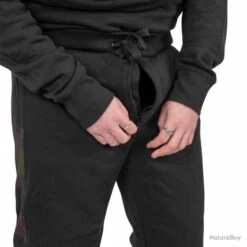 Avid Carp Distortion Onesie XXL 21 Avid Carp Distortion Onesie XXL -Pêche Soldes Magasin 00010 Distortion Onesie XXL