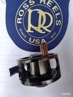 Moulinet Mouche ROSS CANYON N°1 (made In USA).Jamais Servi. Noir Anodisé. Large Arbor. Soie 0 à 3. 19 Moulinet Mouche ROSS CANYON N°1 (made In USA).Jamais Servi. Noir Anodisé. Large Arbor. Soie 0 à 3. -Pêche Soldes Magasin 00033 Moulinet mouche ROSS CANYON N 1 made in USA .Jamais servi. Noir anodise. Large arbor. Soie 0 a 3