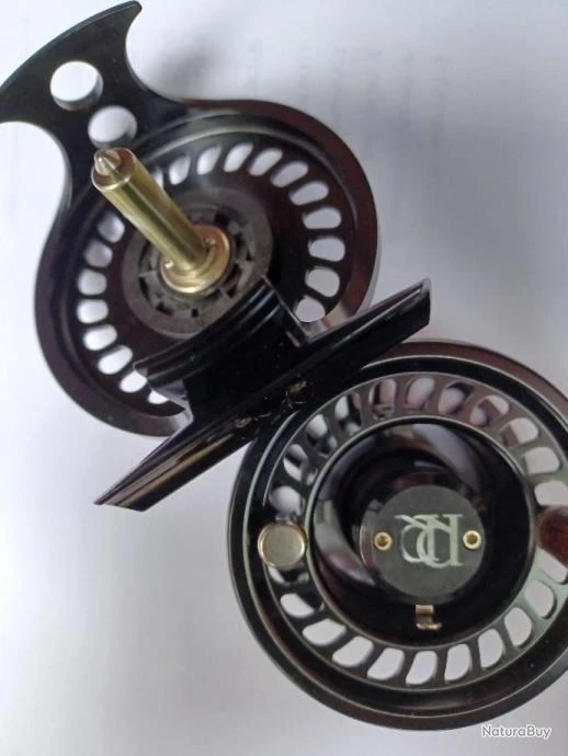 Moulinet Mouche ROSS CANYON N°1 (made In USA).Jamais Servi. Noir Anodisé. Large Arbor. Soie 0 à 3. 12 Moulinet Mouche ROSS CANYON N°1 (made In USA).Jamais Servi. Noir Anodisé. Large Arbor. Soie 0 à 3. – Image 10