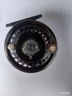 Moulinet Mouche ROSS CANYON N°1 (made In USA).Jamais Servi. Noir Anodisé. Large Arbor. Soie 0 à 3. 24 Moulinet Mouche ROSS CANYON N°1 (made In USA).Jamais Servi. Noir Anodisé. Large Arbor. Soie 0 à 3. -Pêche Soldes Magasin 00038 Moulinet mouche ROSS CANYON N 1 made in USA .Jamais servi. Noir anodise. Large arbor. Soie 0 a 3